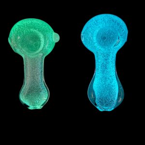 DOTTED GLOW IN THE DARK HAND PIPE RS1423
